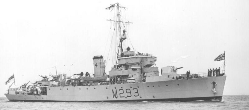 Файл:HMS RECRUIT (J 298) Algerine class.JPG