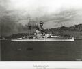 HMS Reolution у берегов Мальты. На палубе отчетливо видно экспериментальное 102-мм орудие, установленное только с одной стороны корабля в 1931 (демонтировано в 1938). 1933.