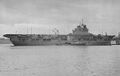Авианосец HMS Unicorn в порту.