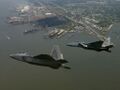 F/A-22 (Raptor) на фоне Newport News Shipbuilding
