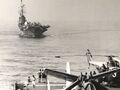 INS Vikrant, вид с HMS Centaur (март 1962 года).