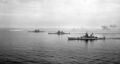 2-я дивизия ЛК. Ближайший - USS Iowa, далее - USS Wisconsin, USS Missouri, USS New Jersey. Побережье Вирджинии, 7 июня 1954 г.