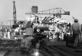 Сборка 406-мм башни линкора USS Iowa. Верфь Нью-Йорка, октябрь 1942 г.