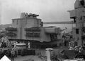 Тыльная часть кормовой 406-мм башни линкора USS Iowa и установленный на ней 40-мм счетверенный «Bofors».