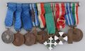 Колодка из 10 миниатюрных наград итальянского офицера. Аверс