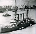 Класс IJN Izumo броненосный крейсер Izumo у берегов Шанхая.