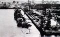 Köln после бомбардировки 30 марта 1945 года в доке Киль