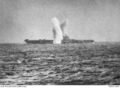 Атака камикадзе на авианосец HMS Illustrious. 6 апреля 1945 года