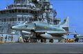 Палубный штурмовик Douglas A-4 Skyhawk на палубе авианосца ВМС Бразилии São Paulo