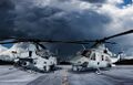 Ударный вертолет AH-1Z Viper и многоцелевой Bell UH-1Y Venom