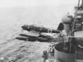 Разведывательный гидросамолет Arado Ar.196 на катапульте линкора ВМС Германии типа Bismark