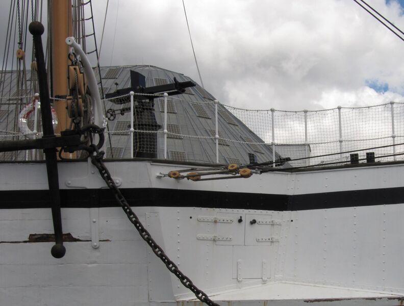 Файл:Nordenfeld HMS GANNET.jpg
