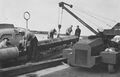 Загрузка торпед на катер PT-35