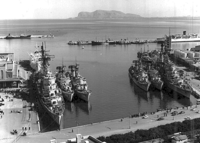 Файл:Palermo De Zeven Provincien, De Ruyter.jpg