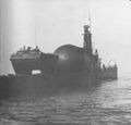 LVT на палубе USS Perch (ASSP-313)