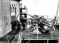 102-мм универсальные орудия Vickers Mk.L (носовая установка правого борта) крейсера Miguel de Cervantes.