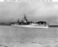 USS Princeton недалеко от военно-морской верфи Пьюджет-Саунд, 1 июня 1944.