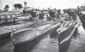 ПЛ U-883 типа IXD/42 на заднем плане слева.