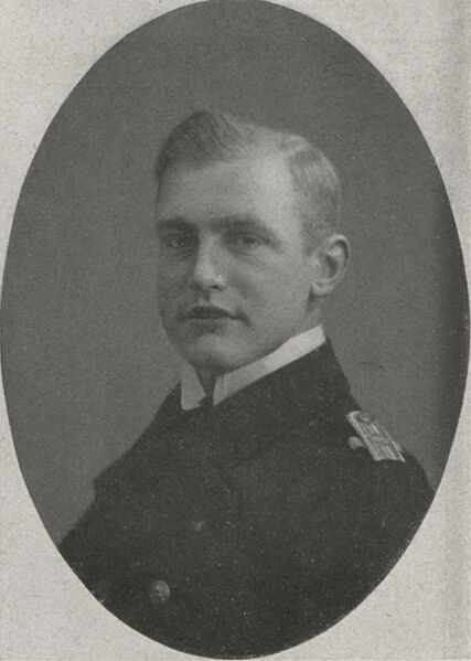Файл:Ralph Wenninger (c. 1916).jpg