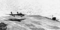 Посадка на USS Ranger (CVA-61) истребителя De Havilland DH.110 Sea Vixen 1963 год