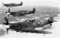 Звено Seafire MK IIB