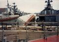 Затонувший у причала в базе «Стойкий», апрель 1999 года