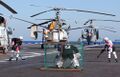 Вертолёты Ка-27 на полётной палубе ТАКР «Адмирал Кузнецов», Средиземное море, 19 ноября 2016 года