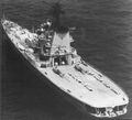 «Ленинград» во время разминирования Суэцкого канала в 1974 году. На палубе вертолёты Ми-8БТ, видны раскрытые ворота верхнего ангара и стоящие там тягачи