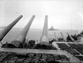 Носовые 406-мм башни линкора USS South Dakota.