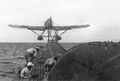 Запуск гидросамолёта Yokosuka E14Y с палубы подлодки.