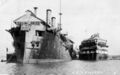 Fisgard IV (в центре), слева - Fisgard III