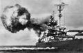 Линкор Tirpitz ведет огонь.