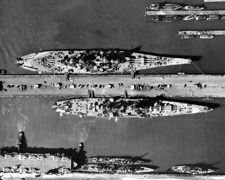 Файл:USS Alaska 01.jpg