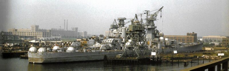 Файл:USS Alaska 37.jpg