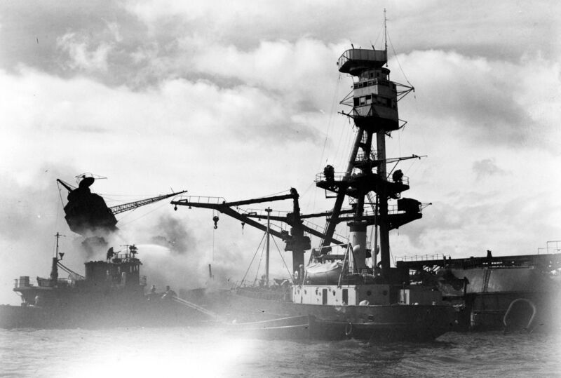 Файл:USS Arizona 05.jpg