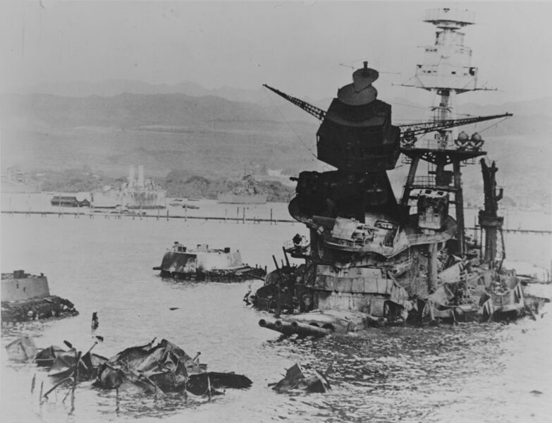 Файл:USS Arizona 08.jpg