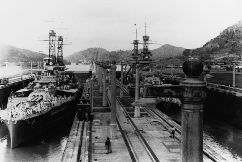 Файл:USS Arizona 17.jpg