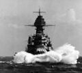 Линкор USS Arizona в штормовом море, 1930-е гг.
