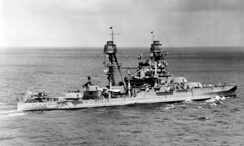 Файл:USS Arizona 24.jpg