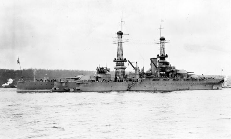 Файл:USS Arizona 27.jpg