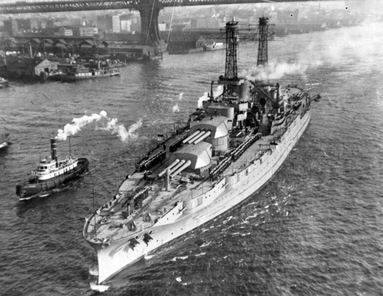 Файл:USS Arizona 30.jpg