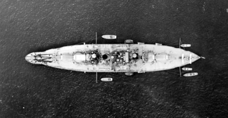 Файл:USS Arizona 43.jpg