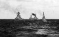 Cлева направо: линкоры USS Arizona, USS Tennessee, USS Nevada, тральщик USS Brant. Гавайи, 1935 г.