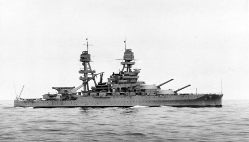 Файл:USS Arizona 61.jpg