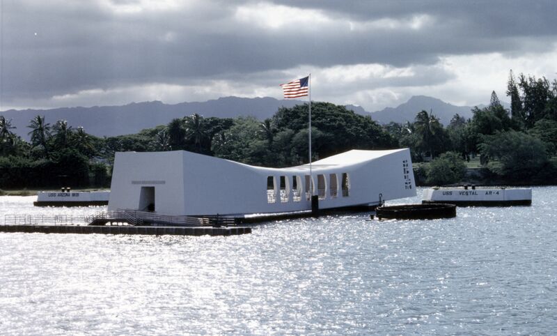 Файл:USS Arizona 68.jpg