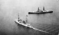 USS Ternton с президентом Гаити и Секретарем флота проходит мимо USS Arizona. Гаити, 1925 г.