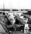 USS Blue и USS Helm на верфи