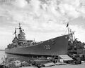 Крейсер USS Bremerton (CA 130) на верфи о. Мэйр в октябре 1952 года