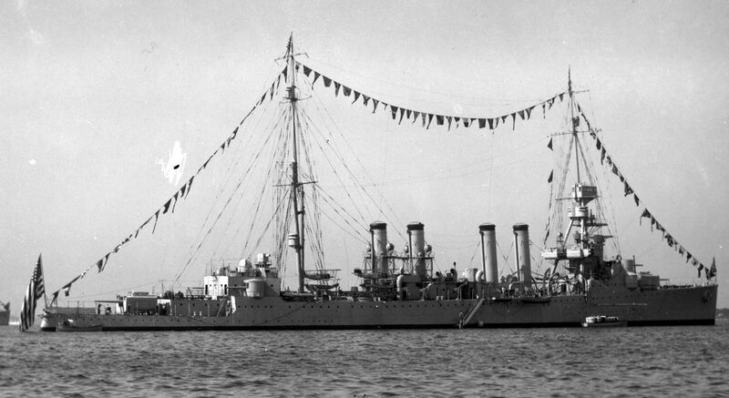 Файл:USS Cincinnati 11.jpg