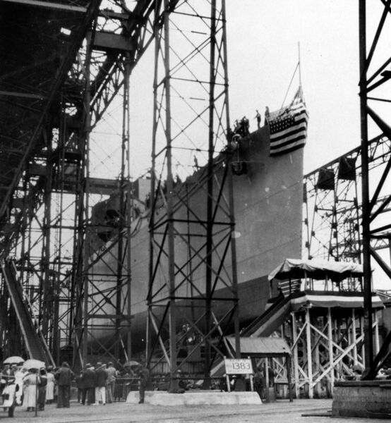 Файл:USS Detroit 09.jpg